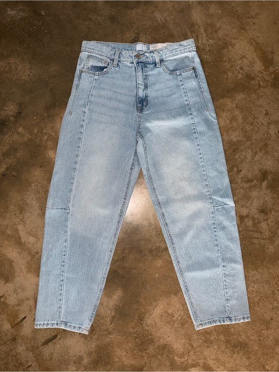 Time and Tru Denim - NWT Time & Tru Barrel Leg Jeans High Rise Light Wash Size 8